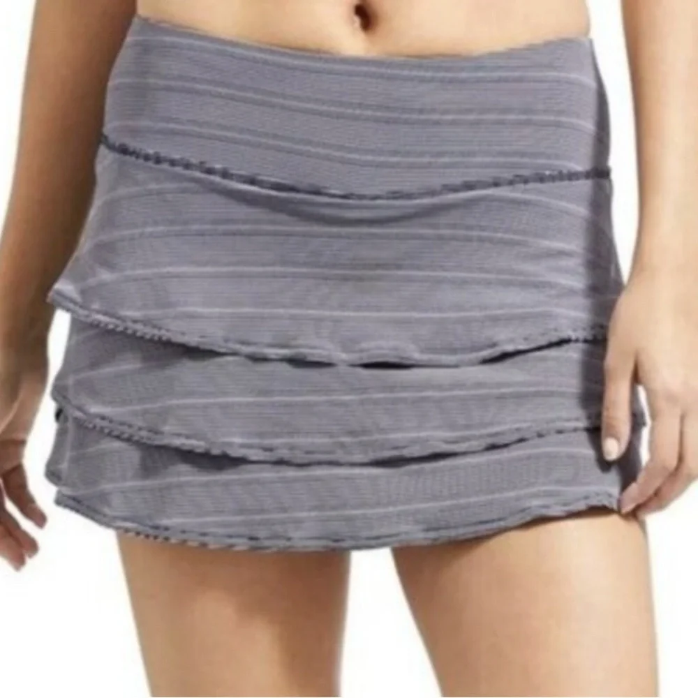 Athleta Swagger Skirt‎ Tennis skort striped Tiered Size S